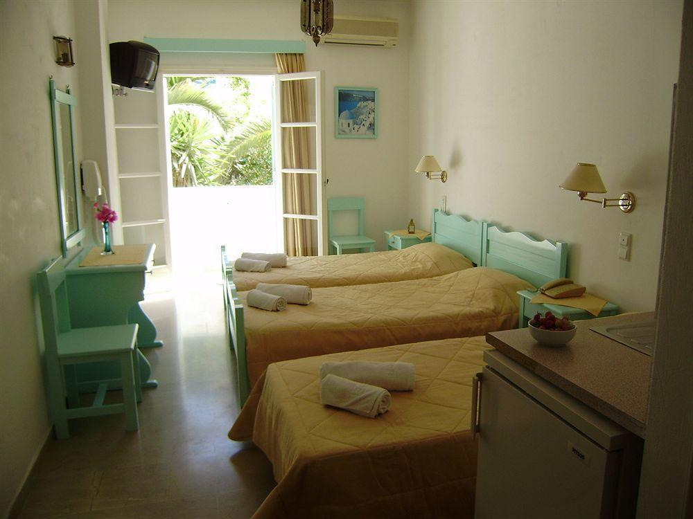 Kymata Hotel Kamari  Exterior photo